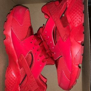 Red huaraches
